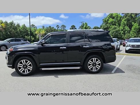 Used 2018 Toyota 4Runner Limited AWD/4WD image 18