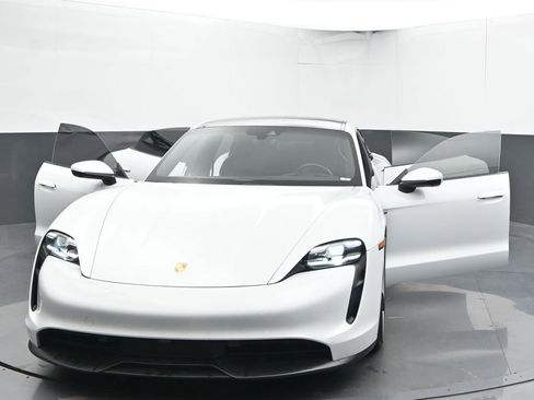 Used 2020 Porsche Taycan 4S image 55