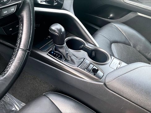 Used 2023 Toyota Camry XSE image 16