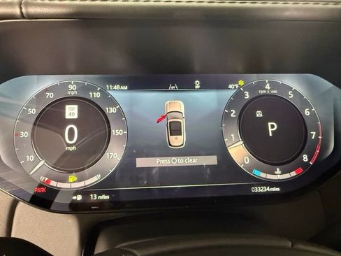 Used 2024 Land Rover Range Rover Long Wheelbase Autobiography image 15