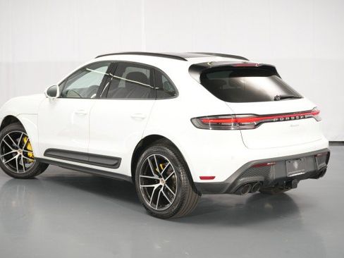 Used 2023 Porsche Macan AWD/4WD image 18