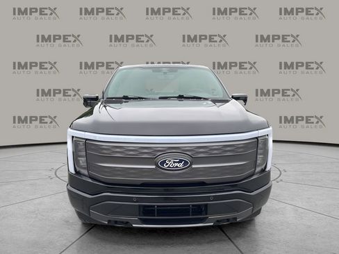 Used 2025 Ford F150 Lightning Lariat AWD/4WD image 8