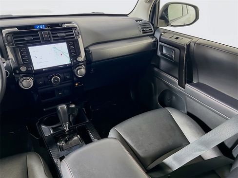 Used 2020 Toyota 4Runner TRD Off-Road Premium w/ Moonroof Package image 21