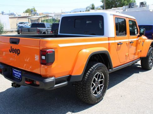 New 2026 Jeep Gladiator Rubicon w/ Whitecap Package AWD/4WD image 4