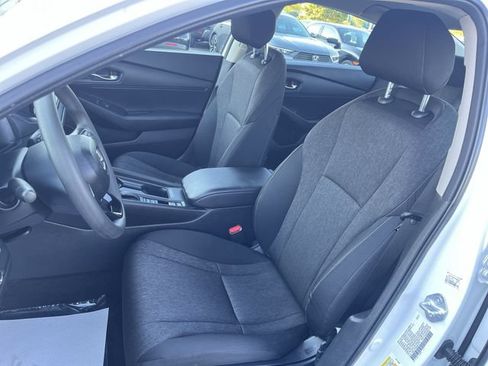 Used 2025 Honda Accord LX image 15