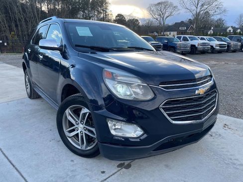 Used 2016 Chevrolet Equinox LTZ w/ Enhanced Convenience Package AWD/4WD image 16