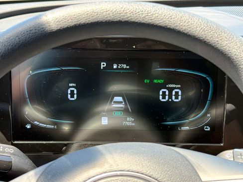 Certified 2025 Kia Sportage LX AWD/4WD image 26