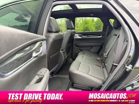 Used 2021 Cadillac XT5 Premium Luxury w/ LPO, Floor Liner Package AWD/4WD image 21
