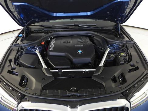 Used 2023 BMW 530i 530i w/ Convenience Package image 6