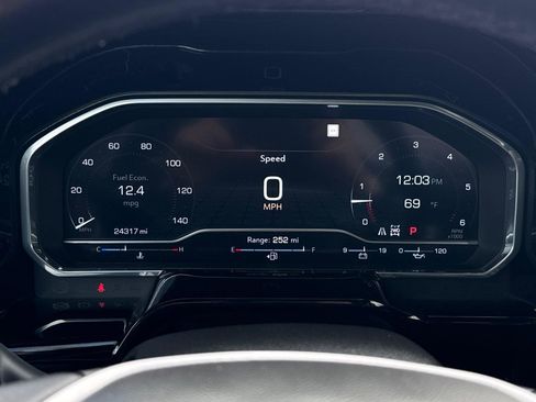 Used 2022 GMC Sierra 1500 SLT w/ SLT Convenience Package image 27