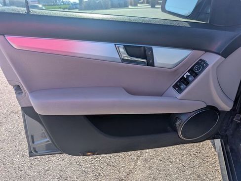 Used 2008 Mercedes-Benz C 300 4MATIC Sedan image 9