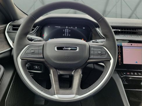 New 2026 Jeep Grand Cherokee Limited AWD/4WD image 12