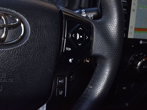 Used 2020 Toyota 4Runner Venture image 24