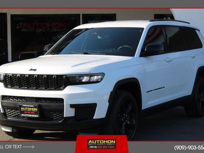 Used 2023 Jeep Grand Cherokee L Laredo