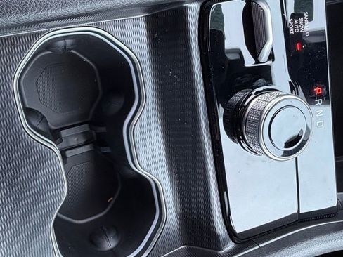 New 2025 Jeep Grand Cherokee Limited image 22