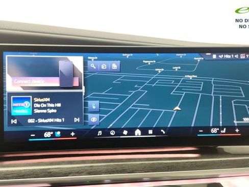 Used 2023 BMW i7 xDrive60 AWD/4WD image 50