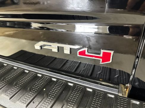 Used 2019 GMC Sierra 1500 AT4 w/ AT4 Premium Package AWD/4WD image 34