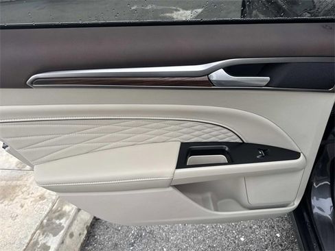 Certified 2018 Ford Fusion Energi Platinum image 32