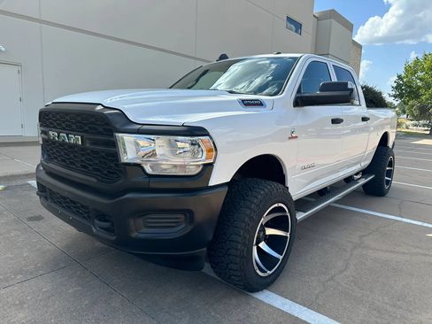 Used 2022 RAM 2500 Tradesman AWD/4WD image 2