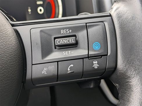 Used 2023 Nissan Rogue Platinum w/ Platinum Premium Package image 28