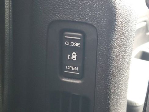 Used 2023 Honda Odyssey Sport image 26