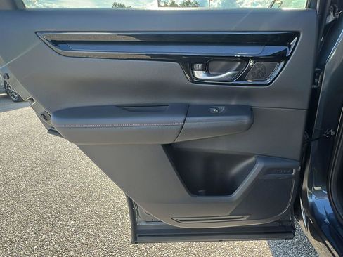 Used 2024 Honda CR-V Sport Touring image 17