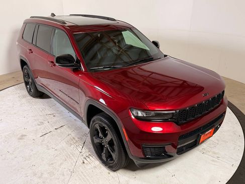 New 2025 Jeep Grand Cherokee L Limited w/ Luxury Tech Group II AWD/4WD image 1