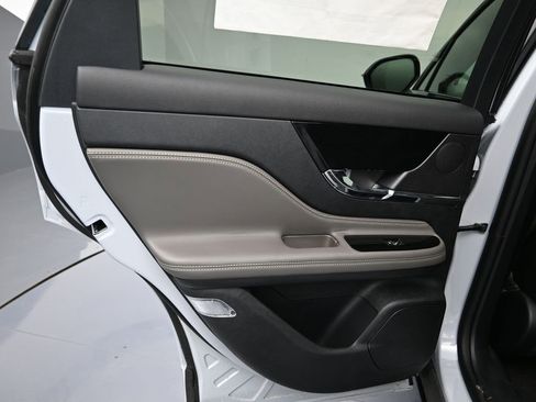 New 2025 Lincoln Corsair Reserve w/ Jet Appearance Package image 23