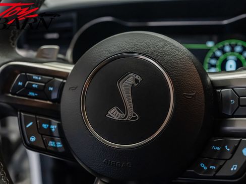 Used 2020 Ford Mustang Shelby GT500 w/ Technology Package image 30