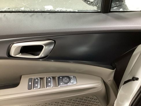 New 2026 Kia Carnival image 19