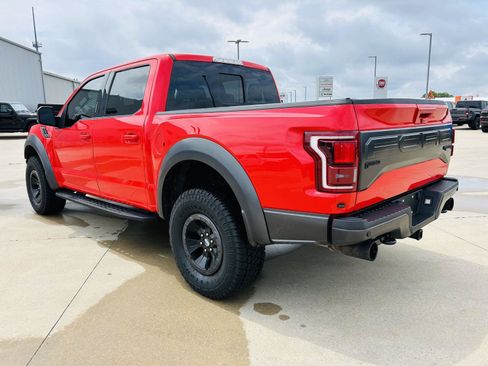 Used 2018 Ford F150 Raptor w/ Equipment Group 802A Luxury AWD/4WD image 38