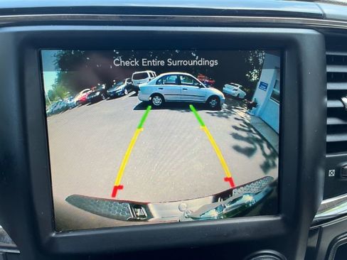 Used 2017 RAM 1500 Sport image 10