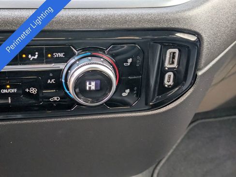 Certified 2025 GMC Sierra 1500 SLT image 37