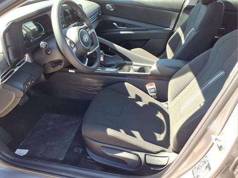 New 2026 Hyundai Elantra Blue image 15