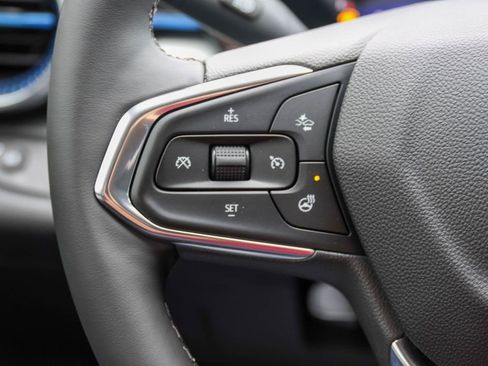 New 2026 Chevrolet Trax LT FWD image 21