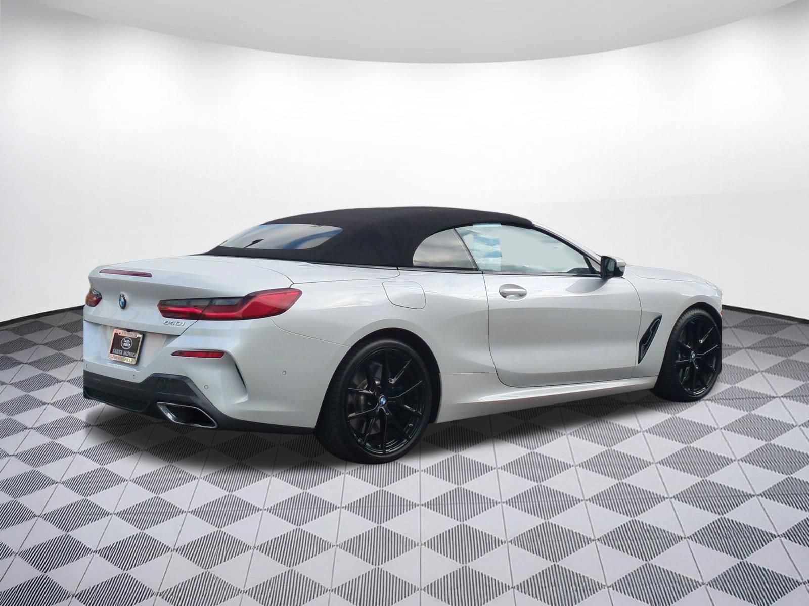 Used 2024 BMW 840i Convertible w/ Driving Assistance Package RWD image 5