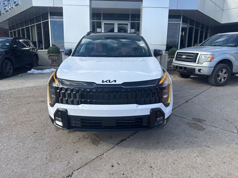 New 2026 Kia Sportage X-Line w/ X-Line Technology Package image 2