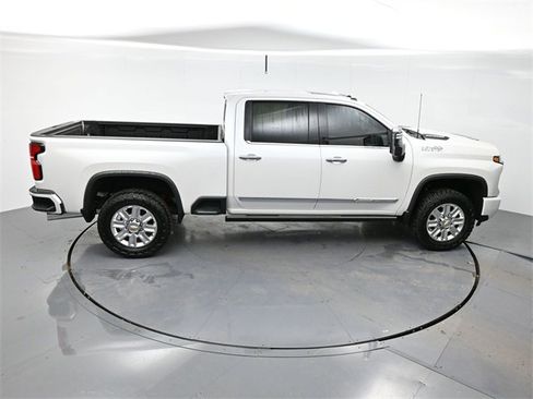Used 2024 Chevrolet Silverado 2500 High Country w/ High Country Premium Package image 41