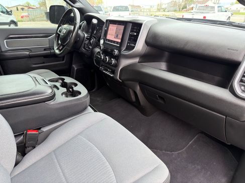 Used 2022 RAM 2500 Big Horn AWD/4WD image 34