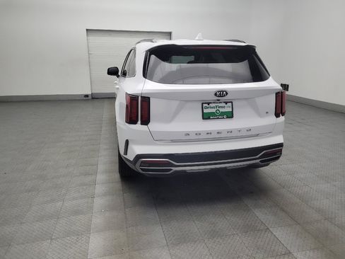 Used 2021 Kia Sorento S FWD image 6