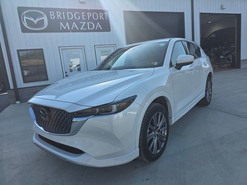 New 2025 MAZDA CX-5 Signature AWD/4WD image 1