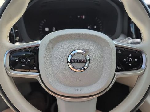 Used 2024 Volvo XC60 B5 Plus w/ Protection Package Premier AWD/4WD image 22