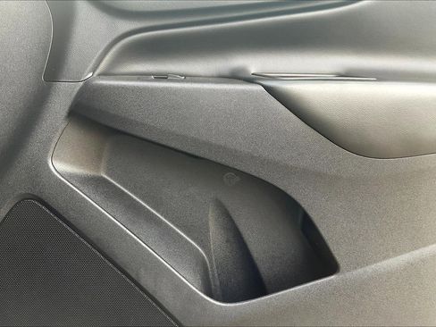 Used 2023 Chevrolet Equinox LT w/ LPO, Floor Liner Package image 20