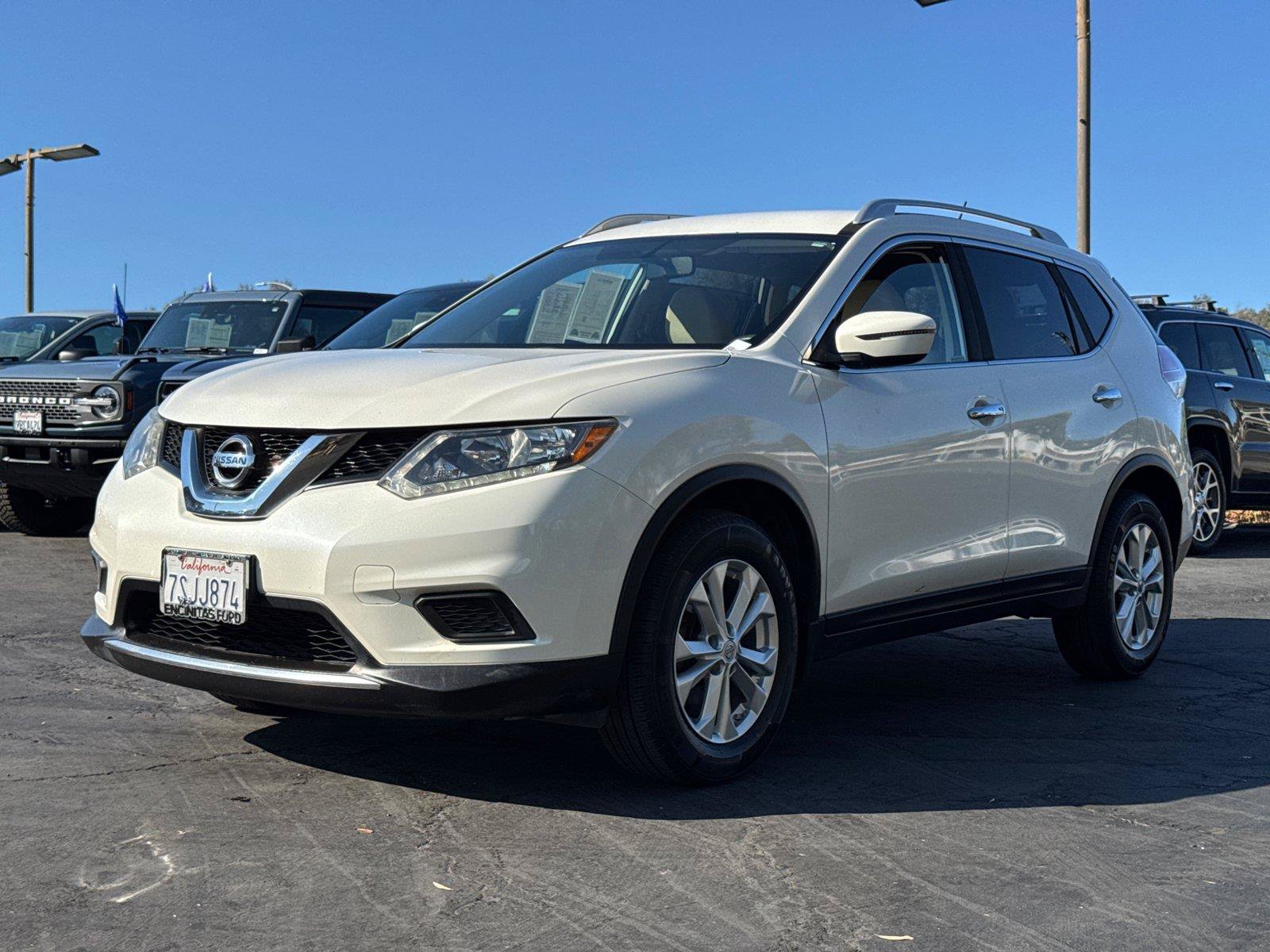 Used 2016 Nissan Rogue SV FWD image 4