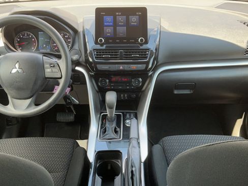 Used 2023 Mitsubishi Eclipse Cross LE AWD/4WD image 16