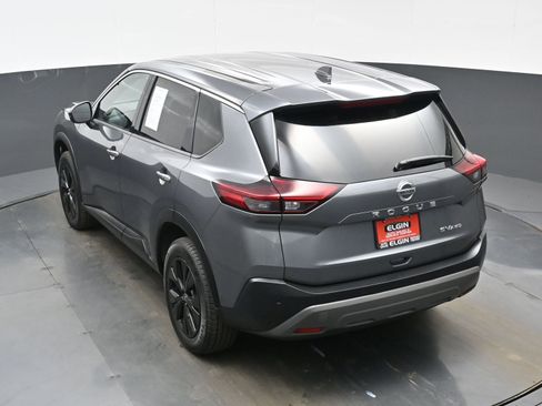 Used 2021 Nissan Rogue SV image 36