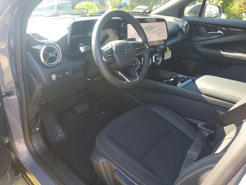 Used 2026 Chevrolet Blazer EV LT w/ Midnight/Sport Edition FWD image 17