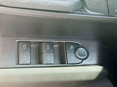 Used 2026 Chevrolet Colorado W/T w/ WT Custom Package image 17