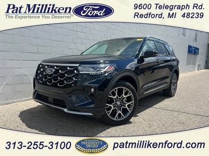 Certified 2025 Ford Explorer Platinum w/ Ultimate Package