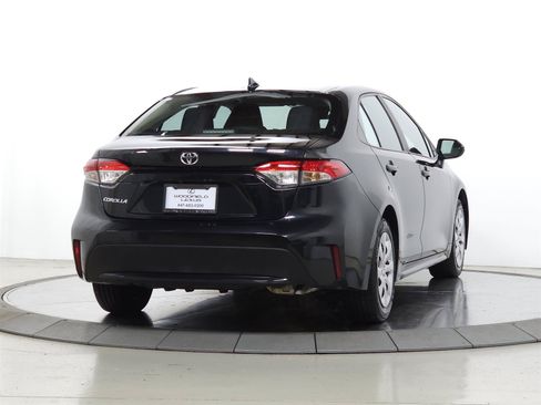 Used 2022 Toyota Corolla LE FWD image 8